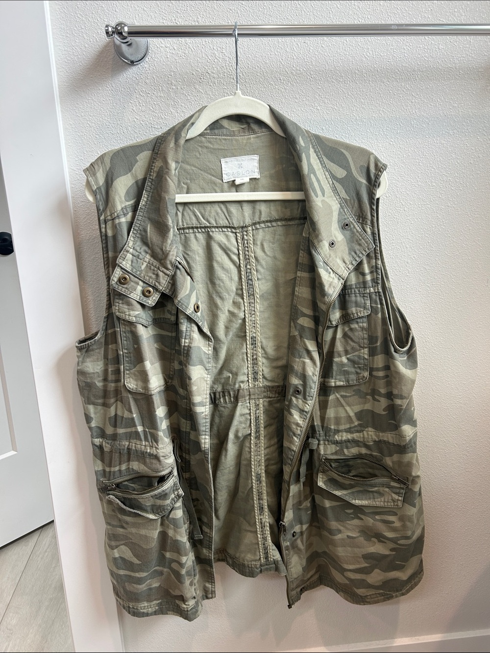 Caslon Olive Camo Utility Vest